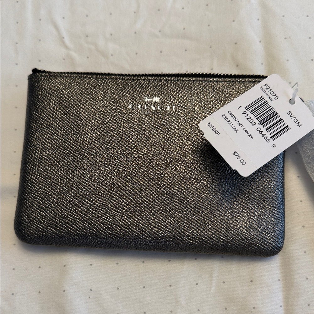 Coach F21070 Metallic Silver Gunmetal Leather Small Corner Zip Wristlet NWT